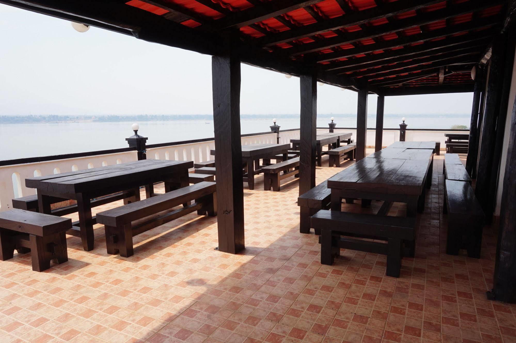 Pakse Mekong Hotel Exterior foto