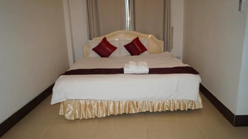 Pakse Mekong Hotel Exterior foto